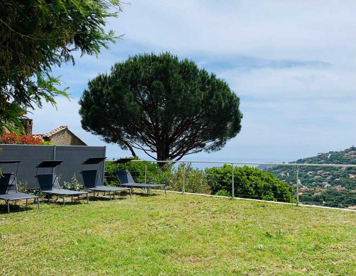 Maison Avec Vue Panoramique Кавалере-сюр-Мер Екстериор снимка